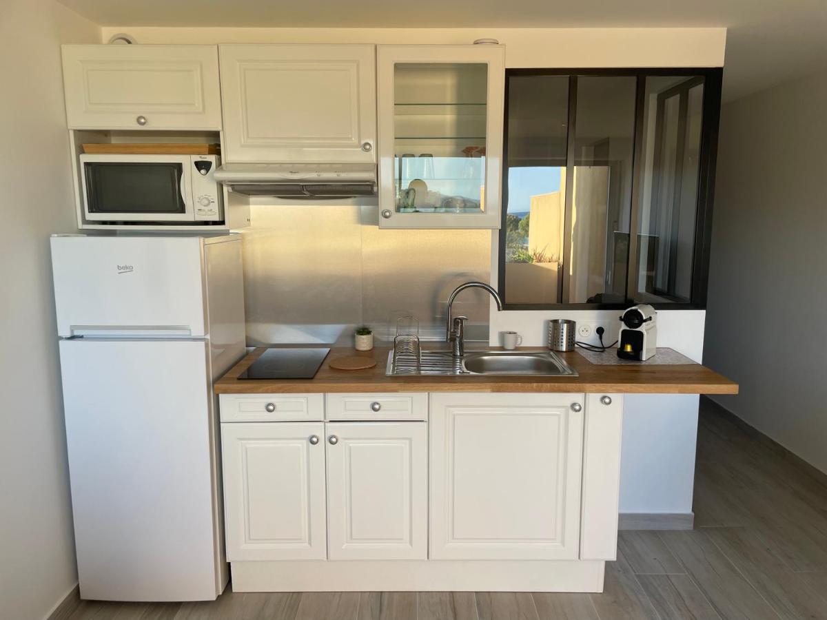 Appartement Pieds Dans L'Eau Vue Mer Bormes Les Mimosas Zewnętrze zdjęcie